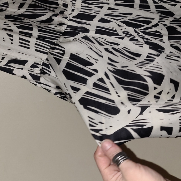 Print dress (with pockets!!!) - Picture 2 of 2